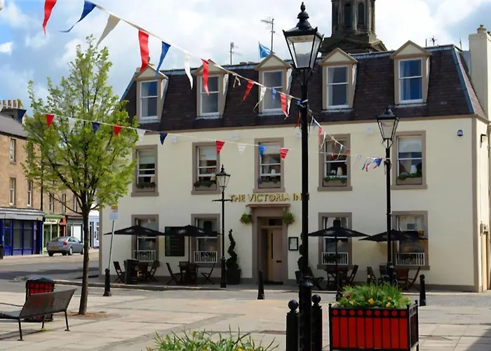Avenue Restaurant At The Victoria Inn