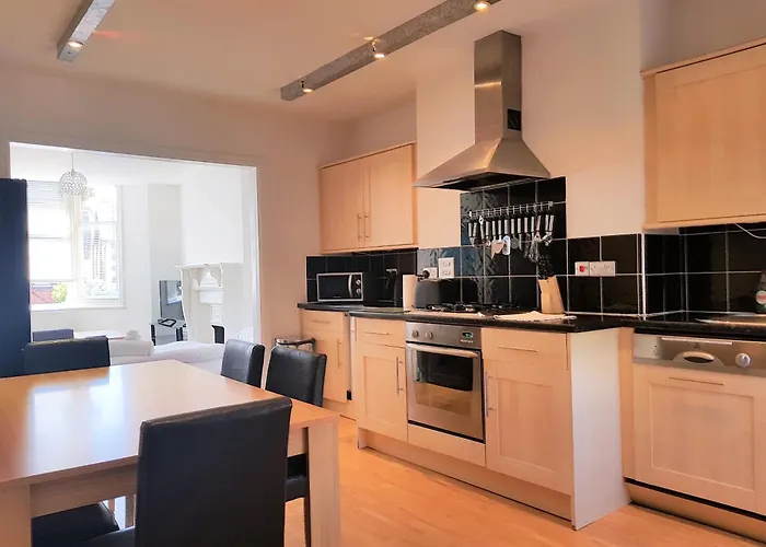 Bath Road Apartments