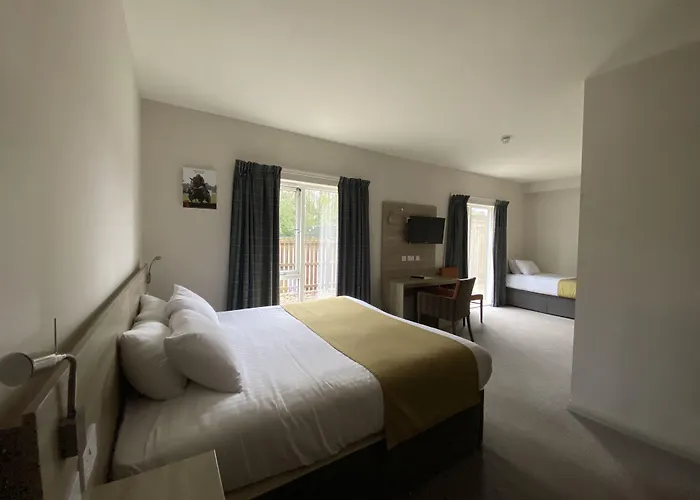 Riverstone Hotel