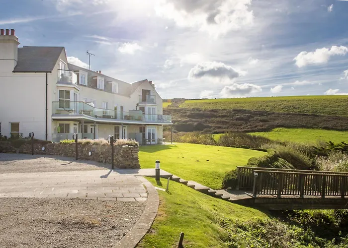 10 The Whitehouse, Watergate Bay