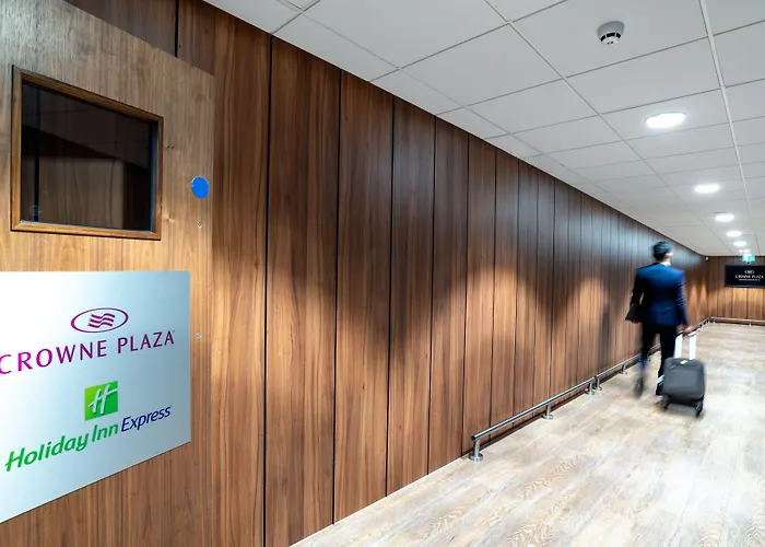 Holiday Inn Express - London Heathrow T4 By Ihg Hillingdon, Wielka Brytania
