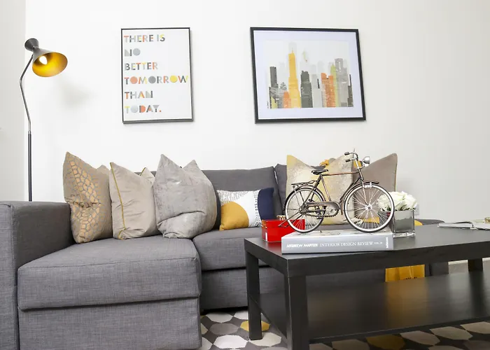 Aisiki Living: Flexible Apartments with Free Wi-Fi and Parking
