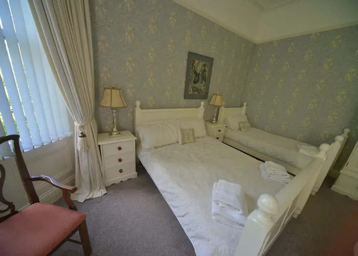 Glenmore Manor