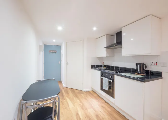 Victoria House Apartments