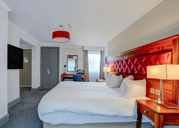 Sunday London Staines-Upon-Thames Heathrow T5 Hotel, United Kingdom