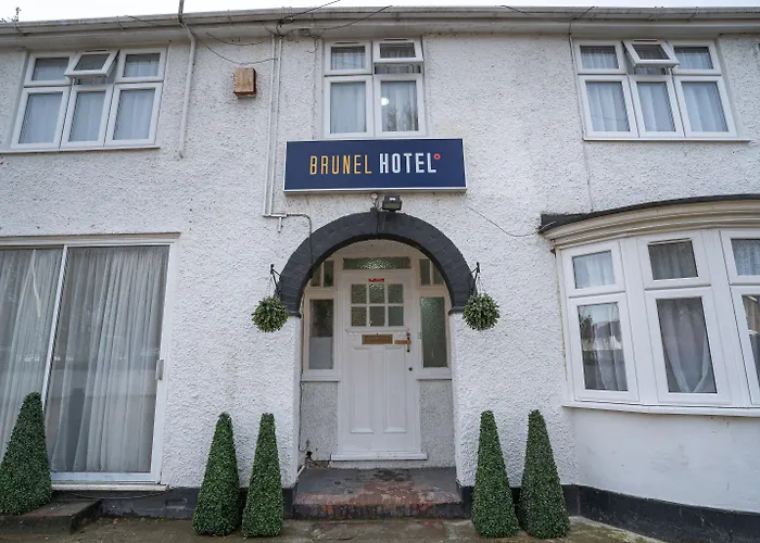 Oyo Brunel Hotel