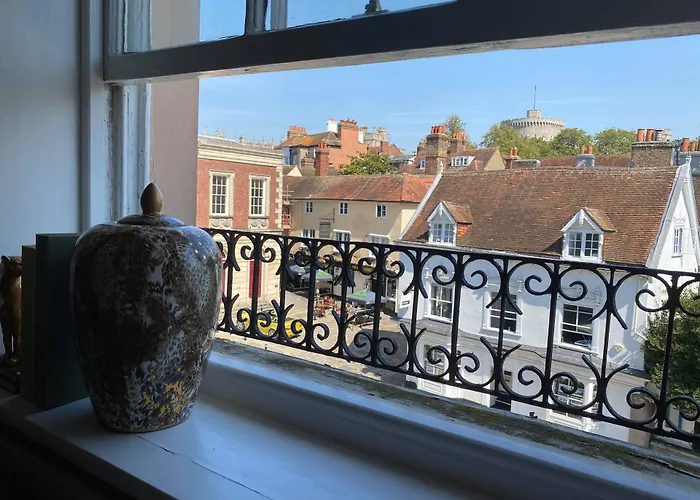 Letting Serviced Apartments - Guards View, Windsor