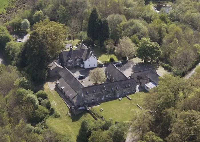 Bryn Melyn Farm Cottages