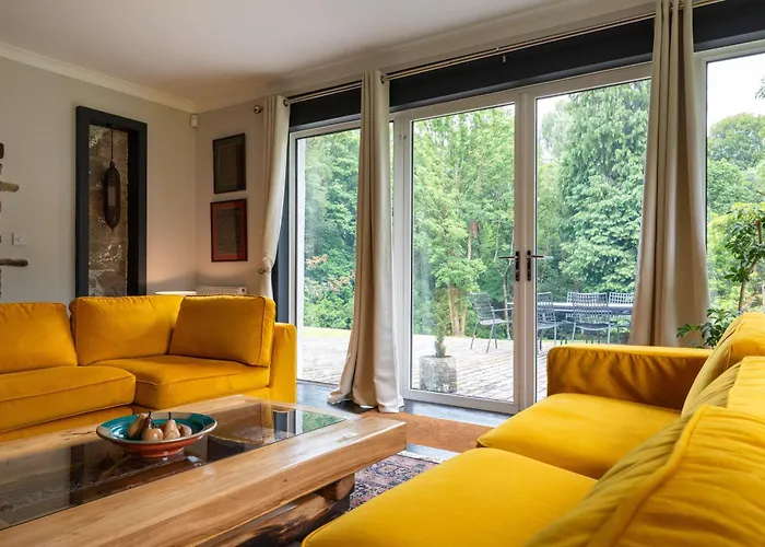 Strathendrick House Magnificent Property With Garden