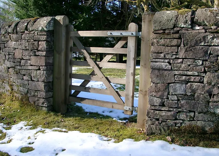 Strathendrick House Magnificent Property With Garden