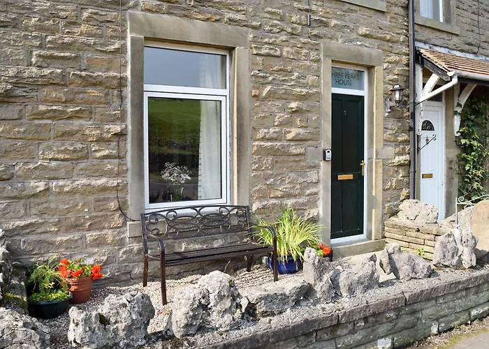 Three Peaks House