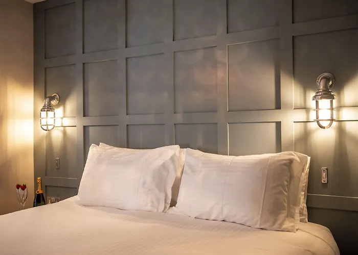 Stamford Guest House, 3 Min Walk To Southport Lord St, With Parking & Perfect Getaway, United Kingdom