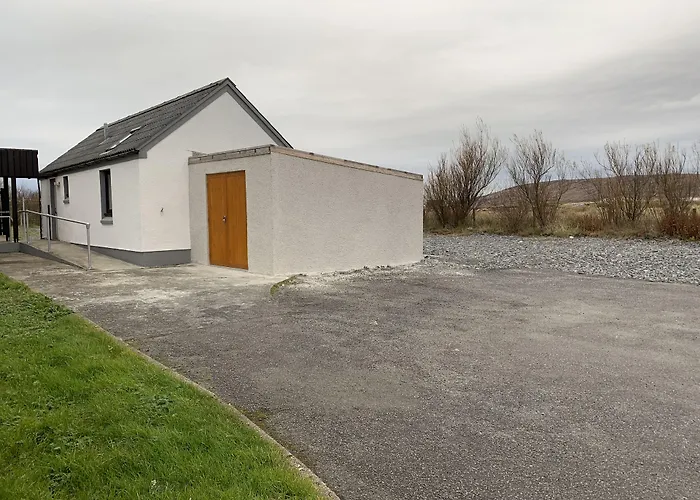 Uist Travel Accommodation