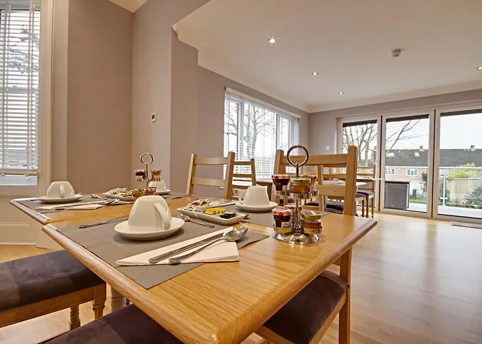 Highfield Bed & Breakfast Lymington, United Kingdom