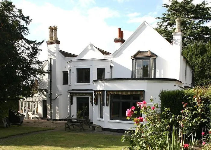 West End Lodge Esher, United Kingdom