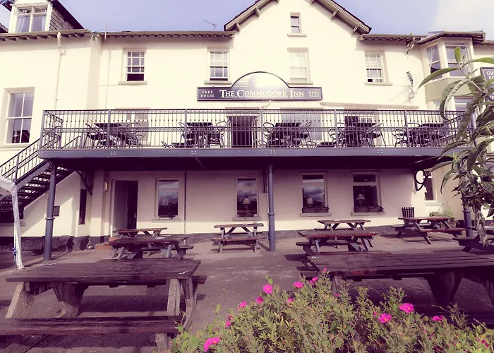 The Commodore Inn