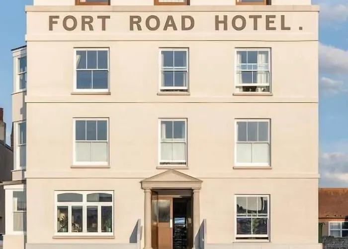 Fort Road