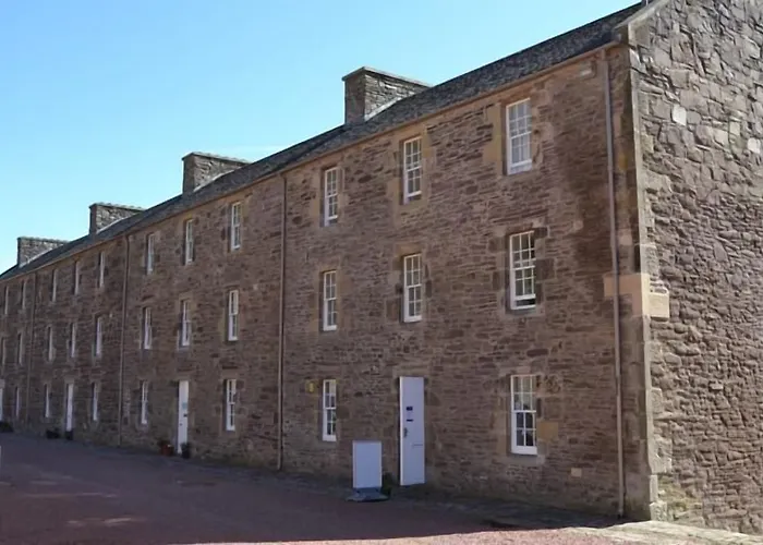 Wee Row Hostel