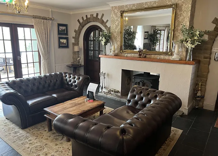 East Ayton Lodge ,