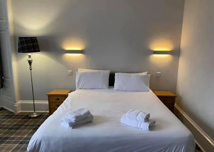 Crown Court Hotel