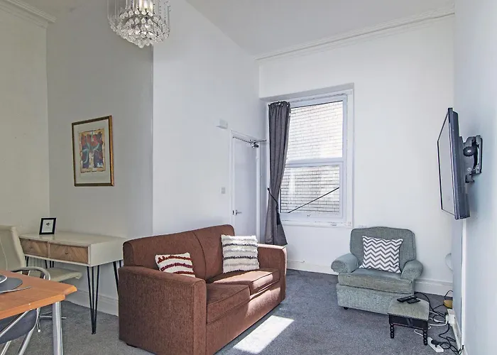 Montague House s