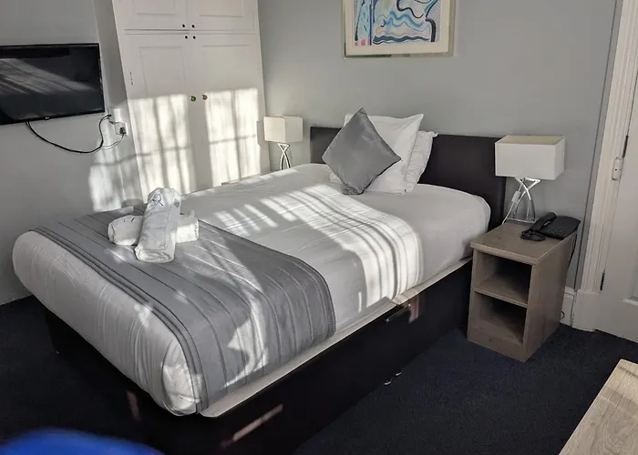 The Corner House Hotel