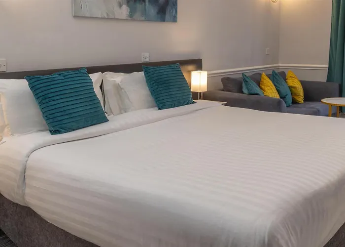 Best Western The Plough Hotel