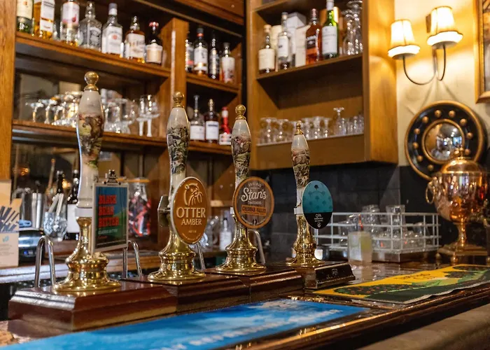 Luttrell Arms