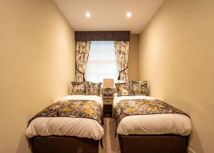 Warwick Arms - The Coaching Inn Group