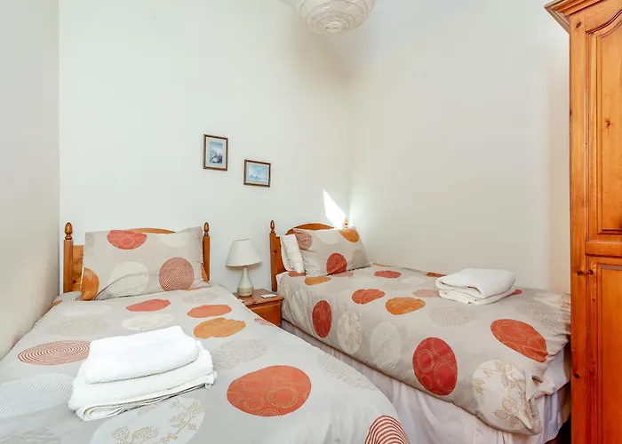 The Coyles Cottage - Sbh Ballater, United Kingdom