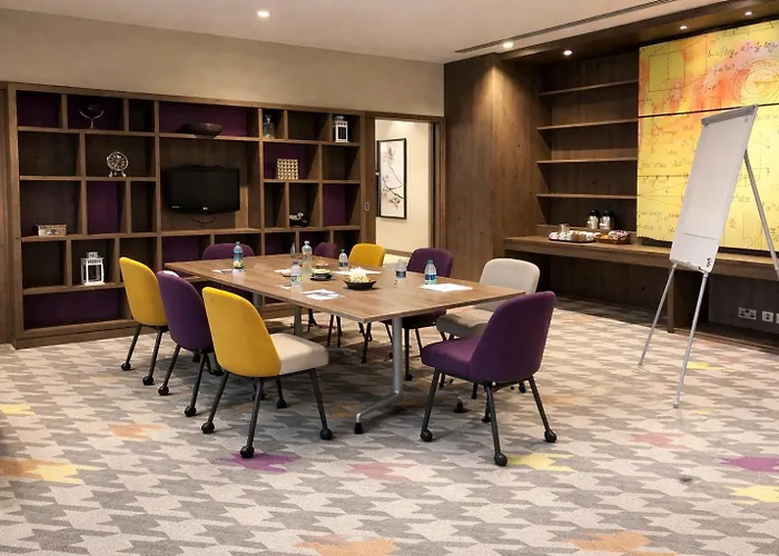 Hampton By Hilton Oxford