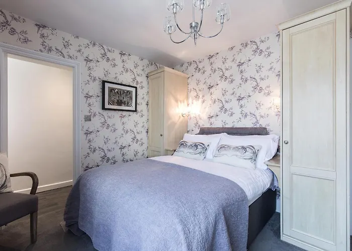 The Mount Pleasant Hotel