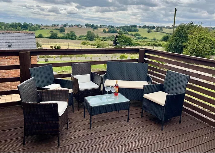 Starshinezzz - Large Farmhouse County Durham Trimdon Grange, United Kingdom