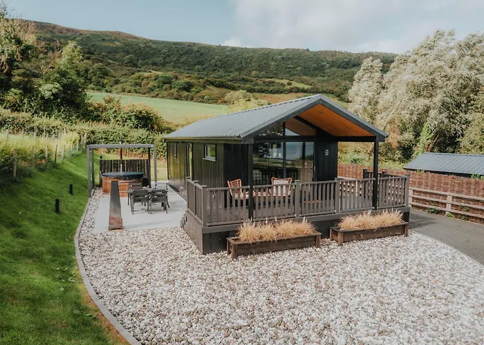 Briarfield Farm Stays - Uisce Cabin Glenarm, United Kingdom