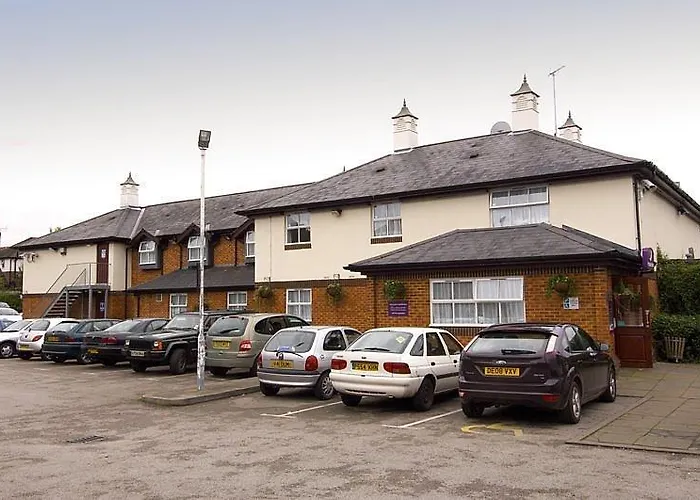 Premier Inn Central - North