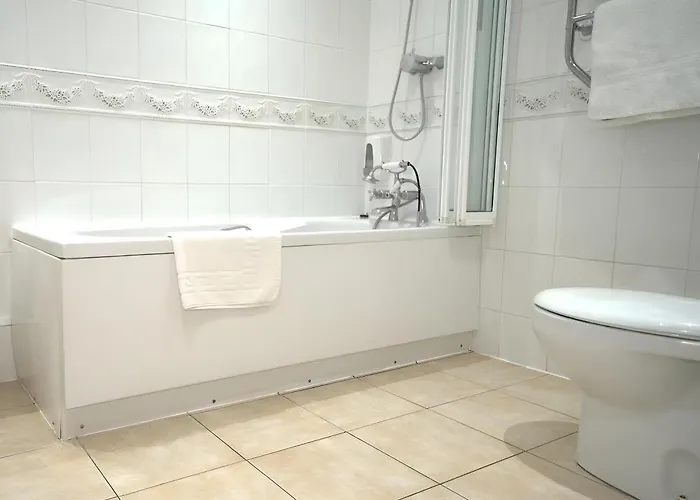 Consort & Urban Spa