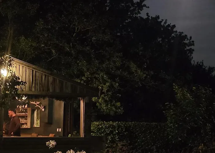 The Oaks Glamping - Rubie'S Shepherds Hut