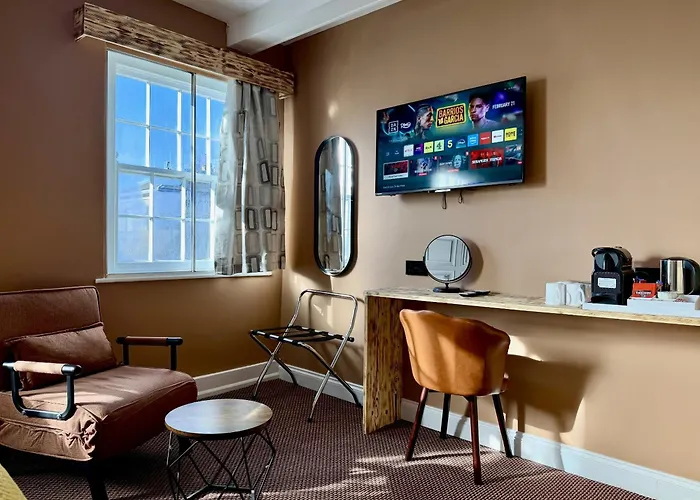 Crescent Guest House