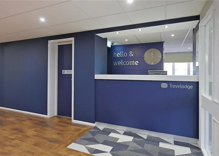 Travelodge Cardiff Llanedeyrn