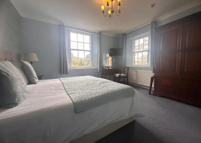 Manor Inn