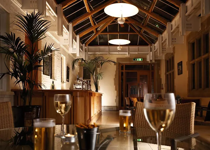 Fanhams Hall, Exclusive Collection Ware, Großbritannien