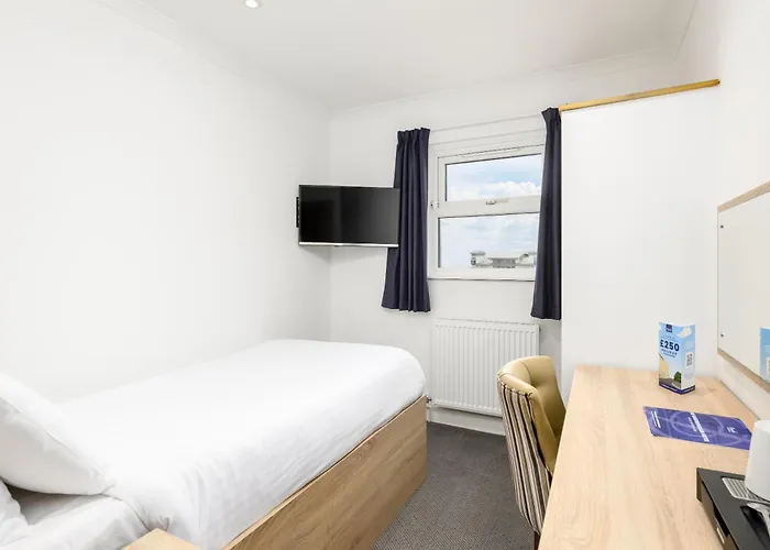 The Sandringham Hotel