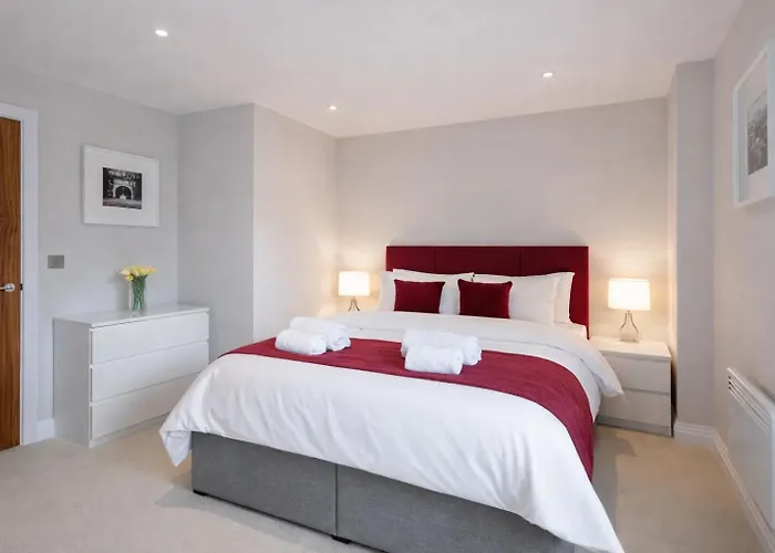 Roomspace Serviced Apartments - Trinity House