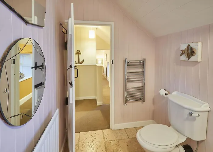 Church Cottage By Coast & Country Stays