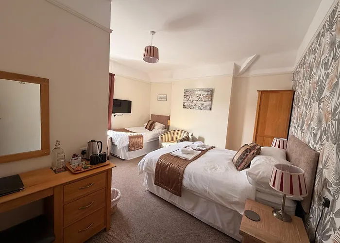 Cairn House - Bed & Breakfast