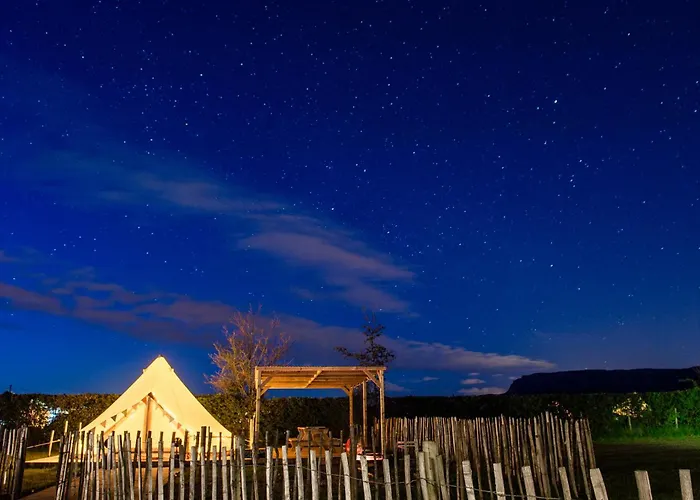 Carrowmena School House & Glamping