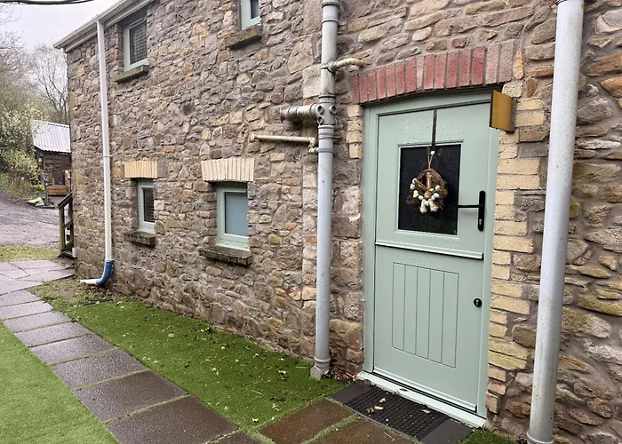 Tunnel Cottages