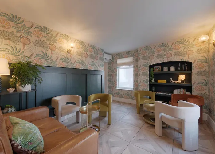 Somerset House Boutique Hotel And Restaurant