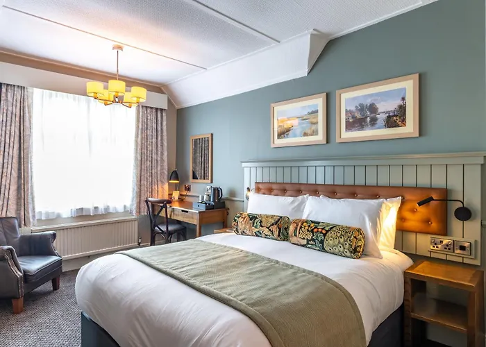 Swan Inn By Innkeeper'S Collection