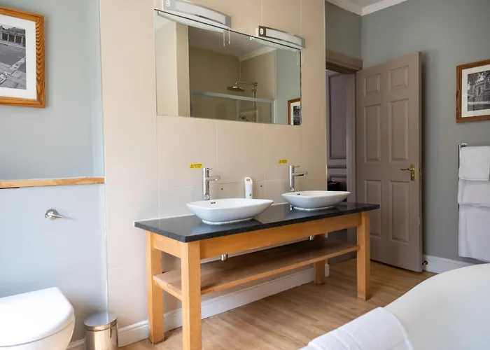 Cedars Inn By Greene King Inns Barnstaple, United Kingdom